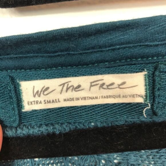 We The Free Thiens Hacci Teal Oversized Top XS Lightweight Textured Knit Raw Hem - Picture 7 of 9